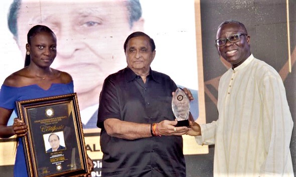 Gopal Vasu (left), MD of M&amp;G Pharmaceuticals, receiving a plaque from Professor Kwaku Appiah-Adu (right), Senior Advisor, at the Office of the Vice-President 
